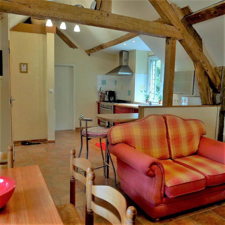 Le Glycine A Manoir Sainte Cecile Apartment Juvigny-Val-d'Andaine ภายนอก รูปภาพ